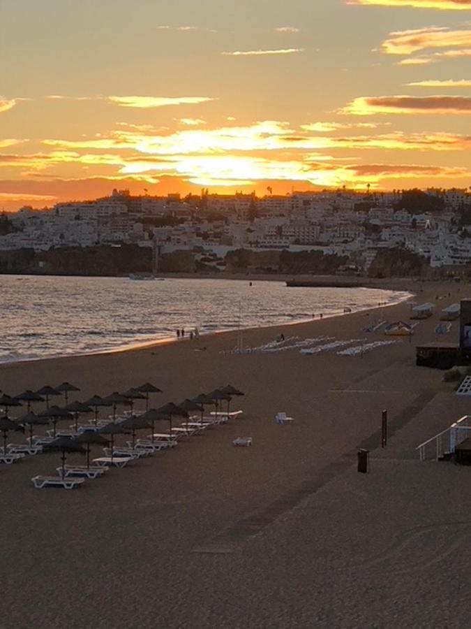 Magnifique Appartement Sur La Plage ... Albufeira Exterior photo